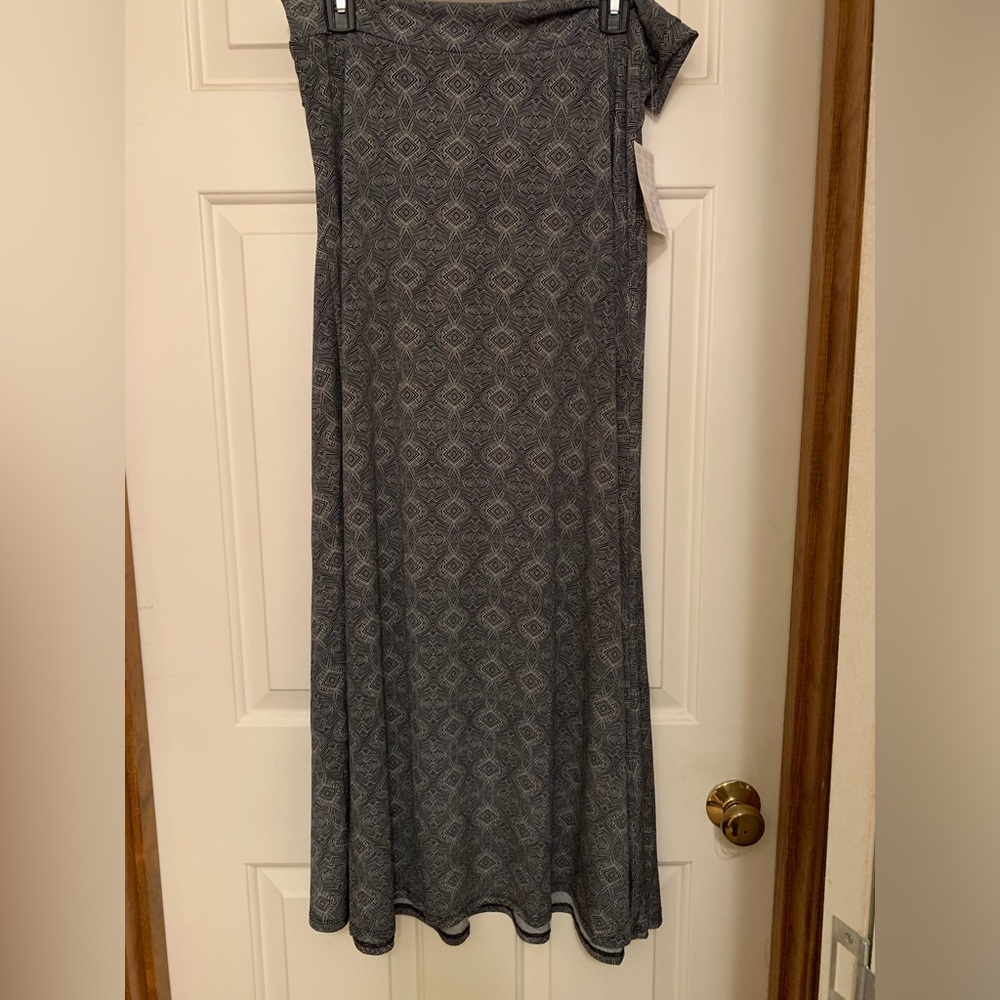 LuLaRoe Maxi skirt size Large NWT